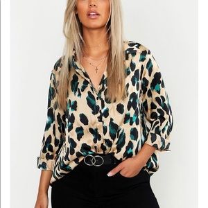 Satin Boohoo blouse